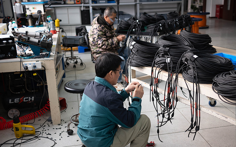 Assemble the cable ends