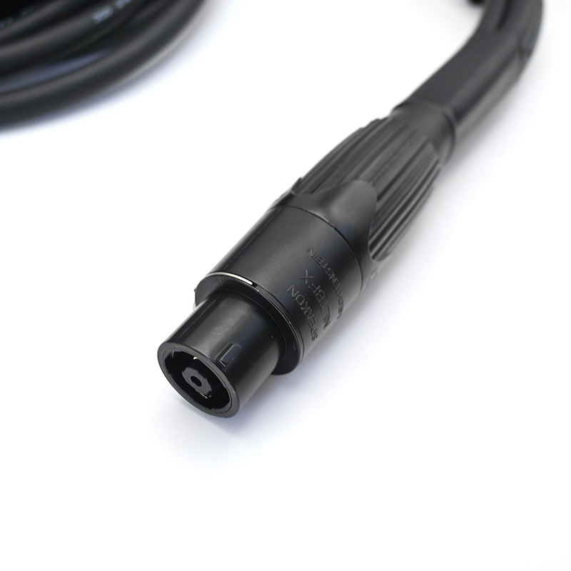 NL8 Fan out Cable