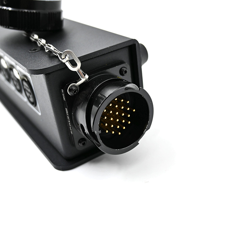 xlr box to