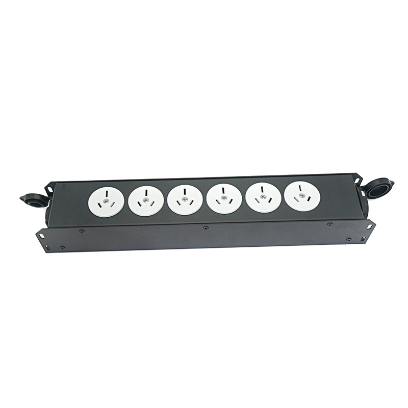 6x au plug on Truecon to Au 6 way Power Distro Box